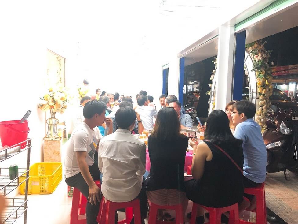 nhận đặt tiệc tại nhà